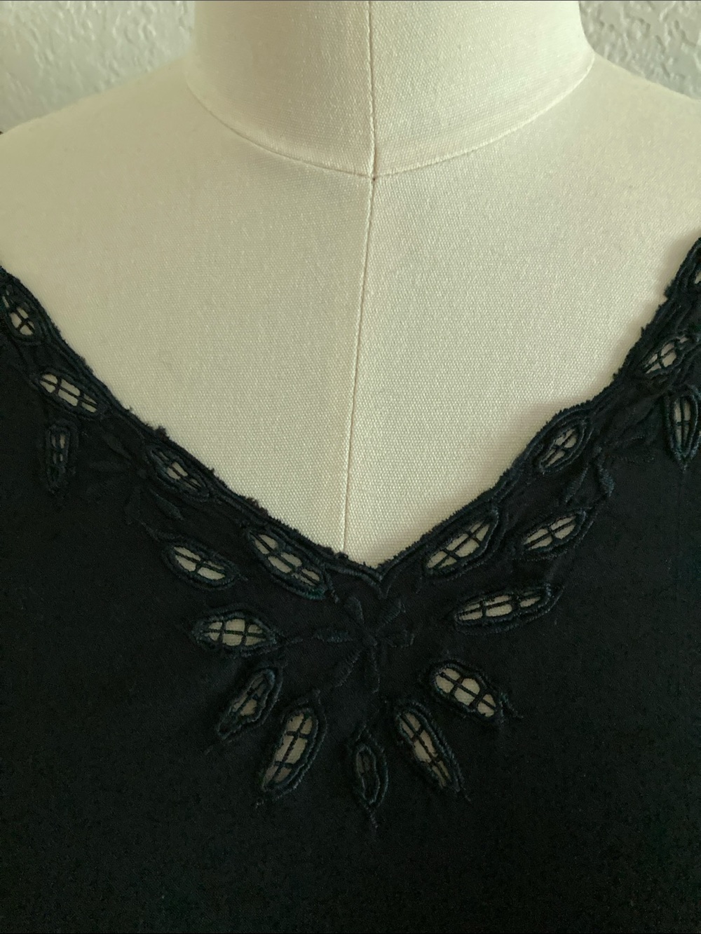 Nomadic Traders Black V-Neck Short Sleeve Top with Lace Accents